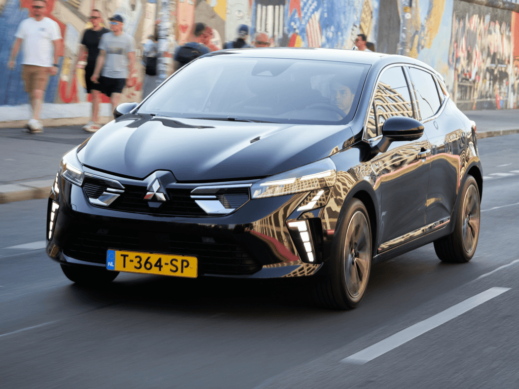 Alfombrillas para Mitsubishi Colt 2023 - 2025