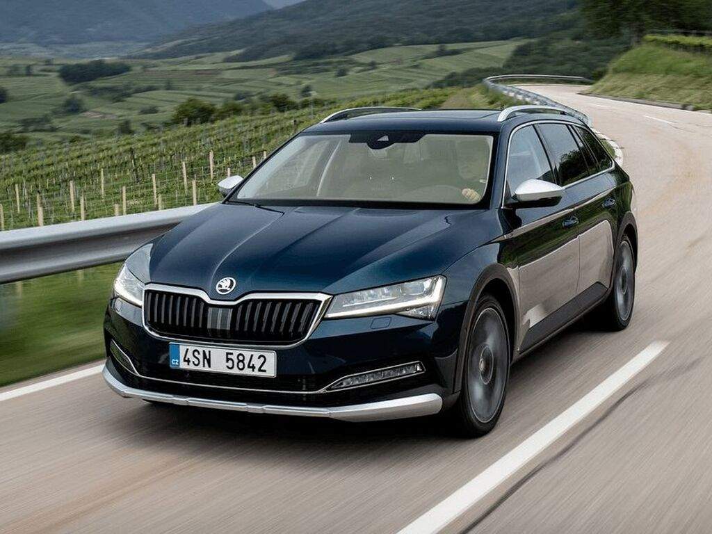 Alfombrilla de maletero para Skoda Superb 2019 - 2024