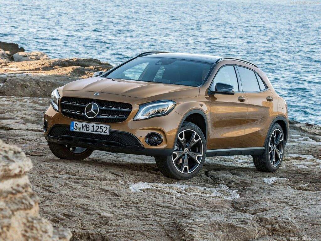 Alfombrillas para Mercedes GLA X156 2013 - 2020